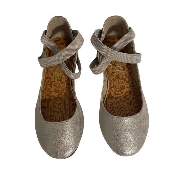 Blowfish Malibu Pixi Metallic Silver Ballet Flats w/ Cross Ankle Straps Size 2 - Picture 2 of 6